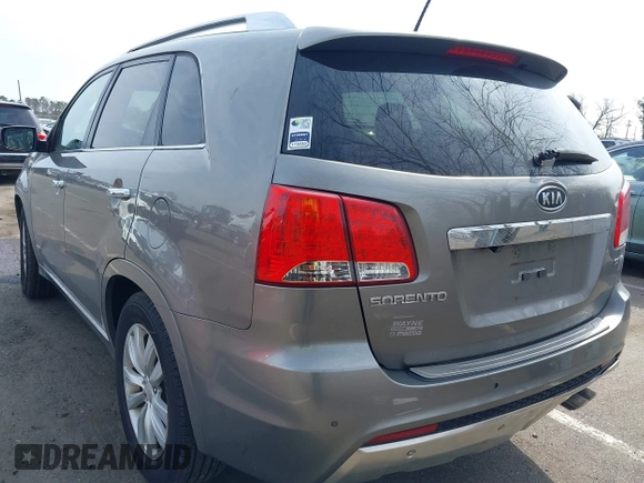 2013 Kia Sorento SX with VIN 5XYKWDA2XDG323728, listed as a IAAI auction lot 41781689 with 168,069 mi miles. Bid and sale history available at carsss.com. Image 3.