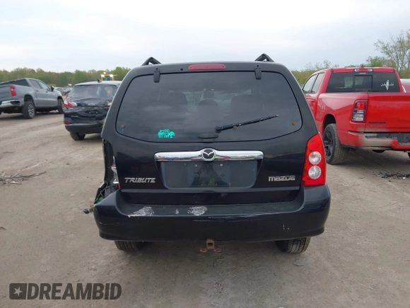 2005 Mazda Tribute S with VIN 4F2YZ96145KM32776, listed as a IAAI auction lot 42159162 with 200,416 mi miles and . Bid and sale history available at DreamBid. Image 15.