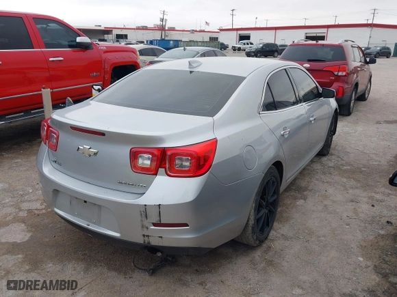 2015 Chevrolet Malibu LTZ with VIN 1G11F5SL6FF292811, listed as a IAAI auction lot 40794937 with 221,634 mi miles. Bid and sale history available at carsss.com. Image 4.