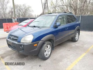 2006 Hyundai Tucson GLS with VIN KM8JN12D26U294624, listed as a IAAI auction lot 41853785 with 217,113 mi miles. Bid and sale history available at carsss.com. Image 2.