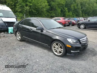 2012 Mercedes-Benz C 300 Sport with VIN WDDGF8BB2CR211054, listed as a Copart auction lot 58264875 with 131,478 mi miles and Clean title. Bid and sale history available at DreamBid. Image 4.