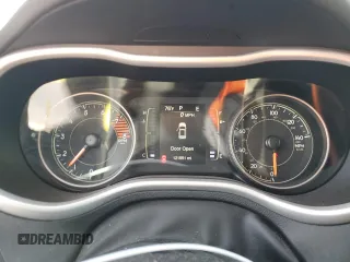2018 Jeep Cherokee Latitude Plus with VIN 1C4PJLLX3JD534240, listed as a Copart auction lot 44310025 with 121,951 mi miles and Salvage Title. Bid and sale history available at carsss.com. Image 9.