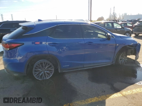 2022 Lexus RX with VIN 2T2YGMDA4NC087161, listed as a Copart auction lot 41427235 with 32,027 mi miles and Clean Title. Bid and sale history available at carsss.com. Image 3.