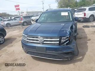 2018 Volkswagen Atlas SE with VIN 1V2KR2CA8JC575136, listed as a IAAI auction lot 42145011 with 139,107 mi miles and . Bid and sale history available at DreamBid. Image 12.