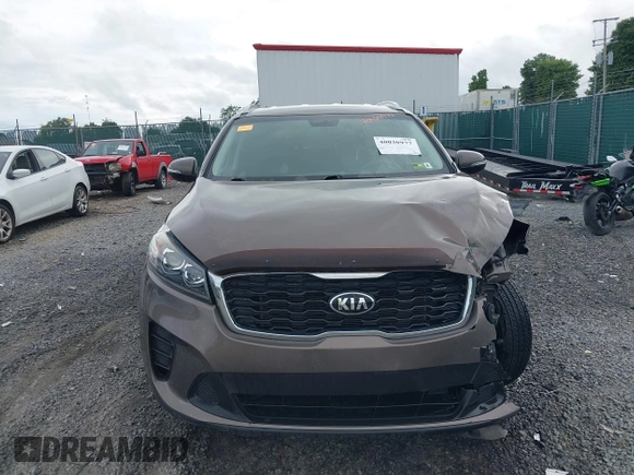 2019 Kia Sorento LX with VIN 5XYPGDA32KG429289, listed as a IAAI auction lot 40030977 with 53,579 mi miles. Bid and sale history available at carsss.com. Image 13.