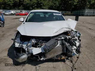 2014 Buick Regal Premium I with VIN 2G4GM5ER9E9243354, listed as a Copart auction lot 68691824 with Not provided miles and Salvage title. Bid and sale history available at DreamBid. Image 5.