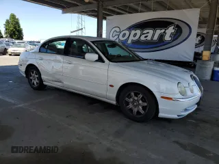 2000 Jaguar S-Type V8 z VIN SAJDA01D7YGL39410, wystawiony jako Copart lot #56814185 z przebiegiem 47 861 mil mil oraz Szkody całkowita. Historia ofert i sprzedaży dostępna na DreamBid. Obrazek 4.