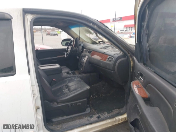 2008 GMC Sierra 1500 Work Truck with VIN 2GTEK13M281239134, listed as a IAAI auction lot 41535863 with 1 mi miles. Bid and sale history available at carsss.com. Image 5.