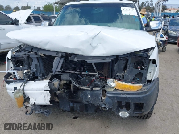2003 GMC Yukon XL Denali with VIN 1GKFK66UX3J227538, listed as a IAAI auction lot 41915607 with 150,173 mi miles. Bid and sale history available at carsss.com. Image 6.