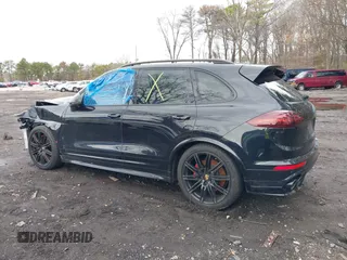2016 Porsche Cayenne GTS z VIN WP1AD2A20GLA75034, wystawiony jako IAAI lot #41913467 z przebiegiem 79 503 mil mil oraz . Historia ofert i sprzedaży dostępna na DreamBid. Obrazek 14.