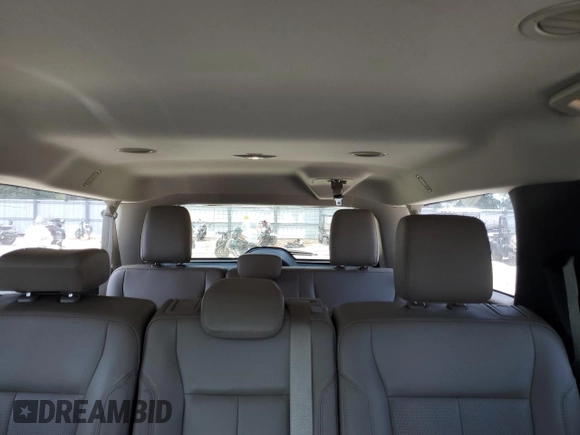 2019 Ford Expedition Max XLT с VIN 1FMJK1HT1KEA01064, выставлен на аукционе Copart как лот 55923975 с пробегом 46 803 миль миль и Списание • Salvage title. История ставок и продаж доступна на DreamBid. Изображение 10.