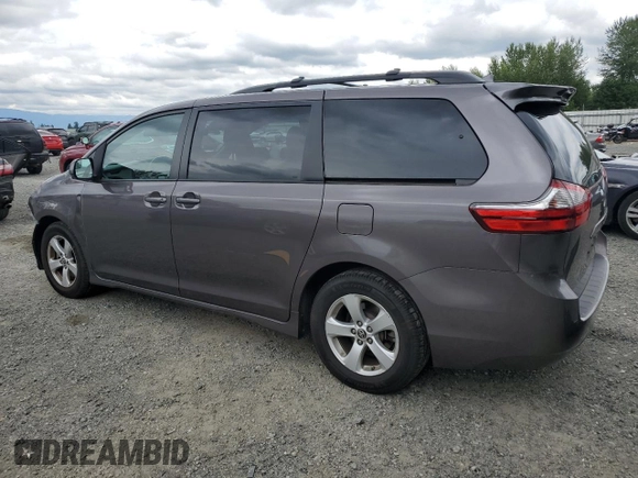 2020 Toyota Sienna LE Auto Access Seat с VIN 5TDKZ3DC4LS072034, выставлен на аукционе Copart как лот 62531295 с пробегом 81 639 миль миль и Списание • Salvage title. История ставок и продаж доступна на DreamBid. Изображение 2.