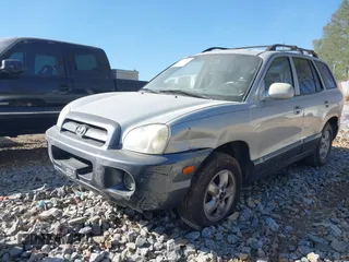 2005 Hyundai Santa Fe GLS with VIN KM8SC13D15U989331, listed as a IAAI auction lot 41653296 with 1 mi miles. Bid and sale history available at carsss.com. Image 2.