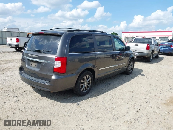 2016 Chrysler Town & Country S with VIN 2C4RC1HG4GR271360, listed as a IAAI auction lot 42114489 with 140,439 mi miles. Bid and sale history available at carsss.com. Image 4.