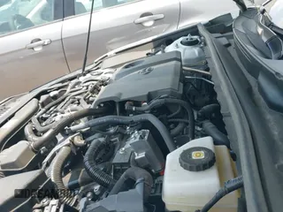 2025 Toyota Camry SE z VIN 4T1DAACK7SU091079, wystawiony jako IAAI lot #42954004 z przebiegiem 38 051 mil mil oraz . Historia ofert i sprzedaży dostępna na DreamBid. Obrazek 19.