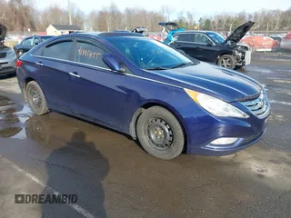 2012 Hyundai Sonata SE with VIN 5NPEC4ABXCH474744, listed as a IAAI auction lot 41885465 with 184,340 mi miles and . Bid and sale history available at carsss.com. Image 1.