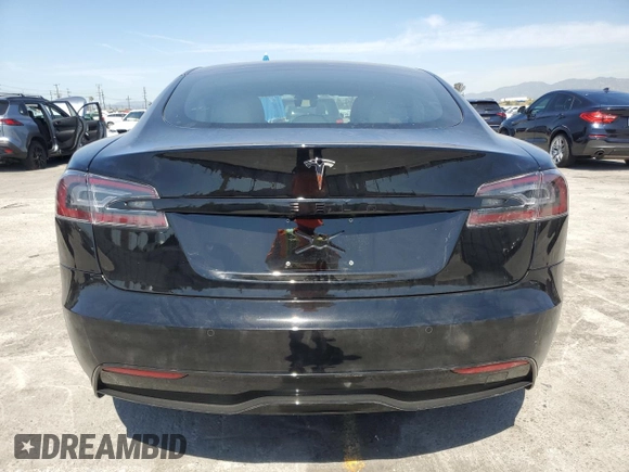 2022 Tesla Model S with VIN 5YJSA1E58NF463934, listed as a Copart auction lot 52435155 with 18,954 mi miles and Salvage Title. Bid and sale history available at DreamBid. Image 6.