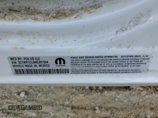 2022 Ram 3500 Tradesman z VIN 3C7WRTCL0NG397884, wystawiony jako Copart lot #77763604 z przebiegiem 40 889 mil mil oraz Nie do naprawy • Non repairable. Historia ofert i sprzedaży dostępna na DreamBid. Obrazek 13.