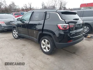 2018 Jeep Compass Altitude with VIN 3C4NJDBB0JT350175, listed as a IAAI auction lot 41544527 with 95,998 mi miles and . Bid and sale history available at carsss.com. Image 3.