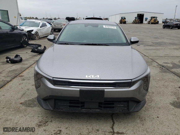 2025 Kia K4 LXS with VIN 3KPFT4DE0SE010441, listed as a Copart auction lot 81623774 with 3,339 mi miles and Salvage Title. Bid and sale history available at carsss.com. Image 5.