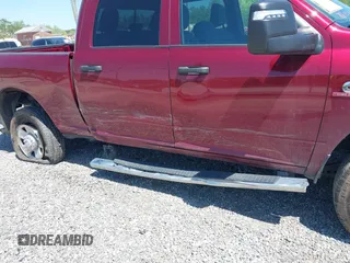 2024 Ram 2500 Tradesman with VIN 3C6UR5CL7RG363146, listed as a IAAI auction lot 42139238 with 8,394 mi miles and . Bid and sale history available at DreamBid. Image 6.