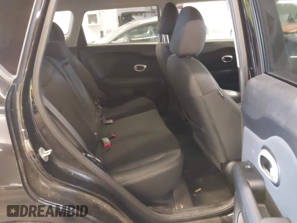 2014 Kia Soul with VIN KNDJN2A28E7110441, listed as a IAAI auction lot 41870022 with 146,981 mi miles. Bid and sale history available at carsss.com. Image 8.