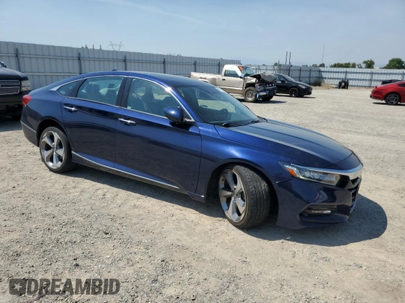 2018 Honda Accord Touring z VIN 1HGCV1F9XJA062738, wystawiony jako Copart lot #60115035 z przebiegiem 93 548 mil mil oraz Szkoda całkowita • Salvage title. Historia ofert i sprzedaży dostępna na DreamBid. Obrazek 4.
