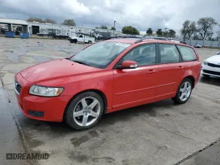 2008 Volvo V50 2.4L with VIN YV1MW382682403854, listed as a Copart auction lot 49188025 with 128,884 mi miles and Salvage Title. Bid and sale history available at carsss.com. Image 1.