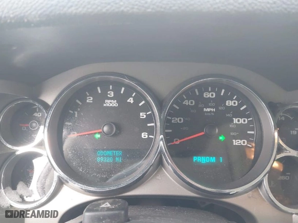 2012 GMC Sierra 2500HD SLE with VIN 1GT220CG3CZ161275, listed as a IAAI auction lot 41083313 with 89,320 mi miles. Bid and sale history available at carsss.com. Image 15.