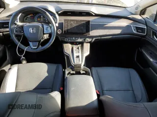 2018 Honda Clarity Touring with VIN JHMZC5F3XJC010482, listed as a Copart auction lot 70893902 with 39,151 mi miles. Bid and sale history available at carsss.com. Image 8.