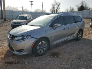 2018 Chrysler Pacifica Hybrid Limited с VIN 2C4RC1N7XJR111933, выставлен на аукционе Copart как лот 47993675 с пробегом 162 203 миль миль и Списание • Salvage title. История ставок и продаж доступна на DreamBid. Изображение 1.