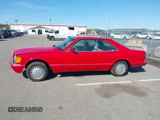 1988 Mercedes-Benz 560 with VIN WDBCA45D0JA390136, listed as a IAAI auction lot 42072781 with 126,325 mi miles and . Bid and sale history available at DreamBid. Image 14.