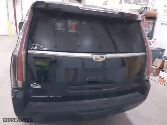 2016 Cadillac Escalade Premium Collection with VIN 1GYS4CKJ6GR410869, listed as a IAAI auction lot 41414350 with 134,677 mi miles. Bid and sale history available at carsss.com. Image 16.