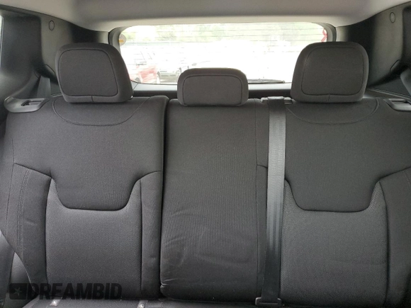 2020 Jeep Renegade Sport with VIN ZACNJBAB3LPL75309, listed as a Copart auction lot 53529085 with 39,243 mi miles and Salvage title. Bid and sale history available at DreamBid. Image 10.