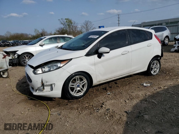 2019 Ford Fiesta SE z VIN 3FADP4EJ0KM155367, wystawiony jako Copart lot #55058265 z przebiegiem 73 156 mil mil oraz Szkoda całkowita • Salvage title. Historia ofert i sprzedaży dostępna na DreamBid. Obrazek 1.