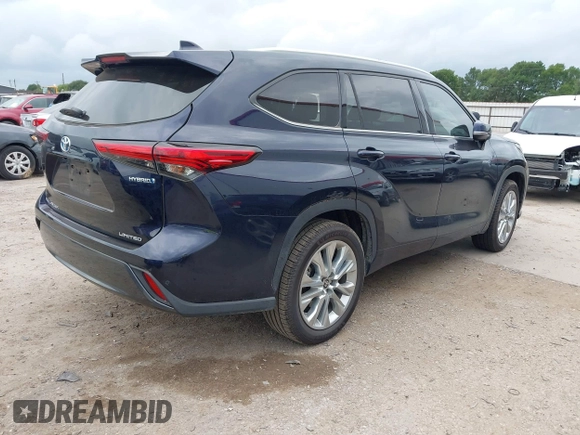 2020 Toyota Highlander Hybrid Limited with VIN 5TDYARAH3LS002884, listed as a IAAI auction lot 42457742 with 37,375 mi miles and . Bid and sale history available at DreamBid. Image 4.