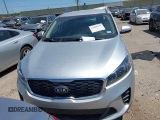 2020 Kia Sorento S z VIN 5XYPG4A58LG669899, wystawiony jako IAAI lot #42006231 z przebiegiem 58 268 mil mil oraz . Historia ofert i sprzedaży dostępna na DreamBid. Obrazek 12.