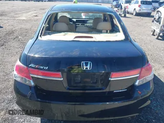 2012 Honda Accord SE z VIN 1HGCP2F60CA122566, wystawiony jako IAAI lot #41879918 z przebiegiem 111 961 mil mil oraz . Historia ofert i sprzedaży dostępna na DreamBid. Obrazek 6.