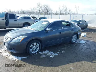 2011 Nissan Altima 2.5 S with VIN 1N4AL2AP4BN502508, listed as a IAAI auction lot 41929235 with 176,901 mi miles. Bid and sale history available at carsss.com. Image 2.