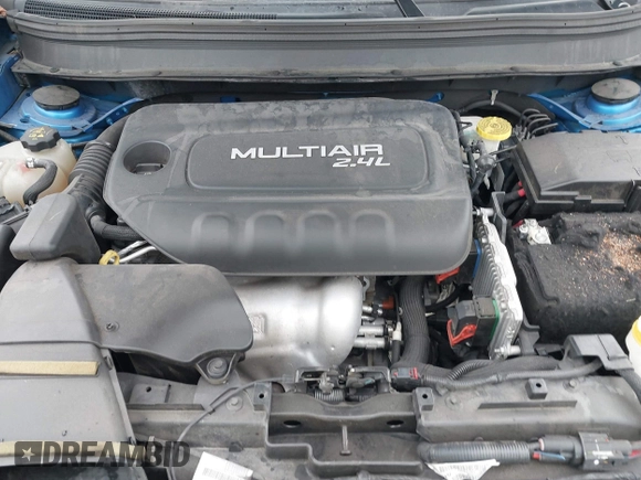 2018 Jeep Cherokee Latitude Tech Connect z VIN 1C4PJLCB0JD595520, wystawiony jako IAAI lot #42020413 z przebiegiem 79 910 mil mil oraz . Historia ofert i sprzedaży dostępna na DreamBid. Obrazek 10.