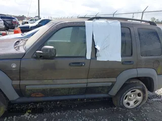 2005 Jeep Liberty Sport with VIN 1J4GL48K95W658899, listed as a IAAI auction lot 41914218 with 218,755 mi miles and . Bid and sale history available at DreamBid. Image 12.