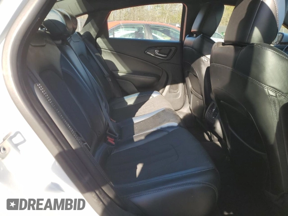 2015 Chrysler 200 S with VIN 1C3CCCBG9FN757009, listed as a Copart auction lot 46372635 with 82,536 mi miles and Salvage Title. Bid and sale history available at carsss.com. Image 11.