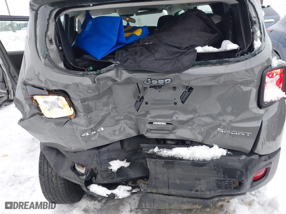 2019 Jeep Renegade Sport with VIN ZACNJBABXKPK60642, listed as a IAAI auction lot 41452809 with 104,131 mi miles. Bid and sale history available at carsss.com. Image 6.