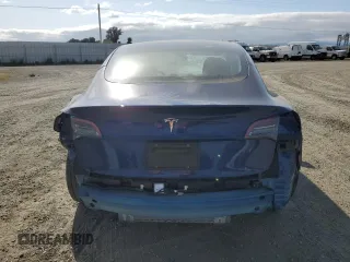 2023 Tesla Model 3 z VIN 5YJ3E1EA3PF685323, wystawiony jako Copart lot #53153905 z przebiegiem 23 242 mil mil oraz Szkoda całkowita • Salvage title. Historia ofert i sprzedaży dostępna na DreamBid. Obrazek 6.