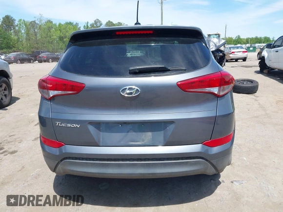 2016 Hyundai Tucson SE z VIN KM8J23A44GU119203, wystawiony jako IAAI lot #42104002 z przebiegiem 139 797 mil mil oraz . Historia ofert i sprzedaży dostępna na DreamBid. Obrazek 16.