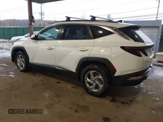 2022 Hyundai Tucson SEL with VIN 5NMJBCAE4NH038364, listed as a IAAI auction lot 41773371 with 30,211 mi miles. Bid and sale history available at carsss.com. Image 3.