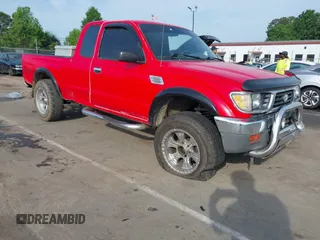 1996 Toyota Tacoma z VIN 4TAWM72N8TZ158887, wystawiony jako IAAI lot #42171836 z przebiegiem 248 871 mil mil oraz . Historia ofert i sprzedaży dostępna na DreamBid. Obrazek 1.