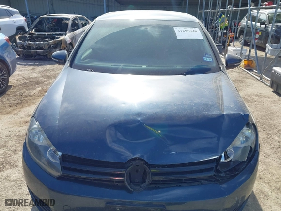 2013 Volkswagen Golf w/Conv & Sunroof with VIN WVWDB7AJ3DW118946, listed as a IAAI auction lot 41695348 with 129,413 mi miles. Bid and sale history available at carsss.com. Image 12.