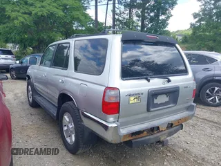 2000 Toyota 4Runner SR5 z VIN JT3HN86R1Y0296588, wystawiony jako IAAI lot #42193276 z przebiegiem 177 968 mil mil oraz . Historia ofert i sprzedaży dostępna na DreamBid. Obrazek 3.