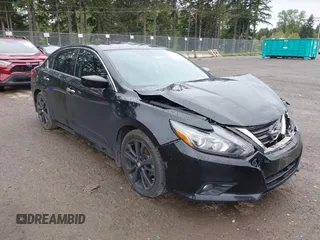 2017 Nissan Altima S z VIN 1N4AL3AP0HC206685, wystawiony jako IAAI lot #42151247 z przebiegiem 94 374 mil mil oraz . Historia ofert i sprzedaży dostępna na DreamBid. Obrazek 1.